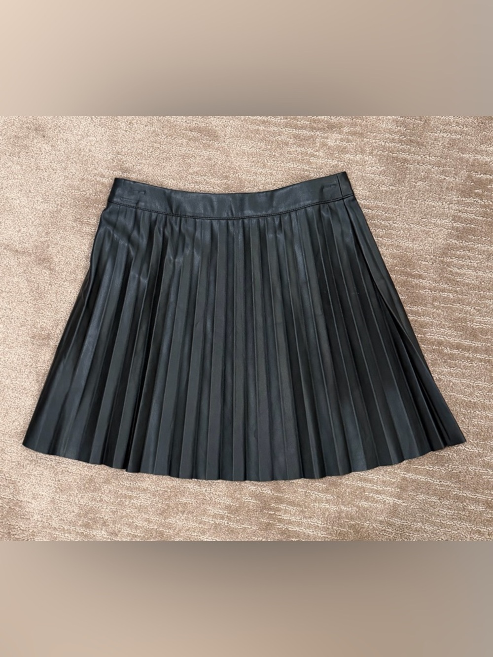 Steve Madden Black Pleated Mini Skirt